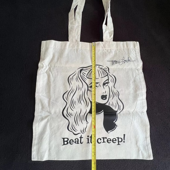 NWOT Official Traci Lords Autographed Beat It Creep Cry Baby Logo Tote Bag - Picture 3 of 6